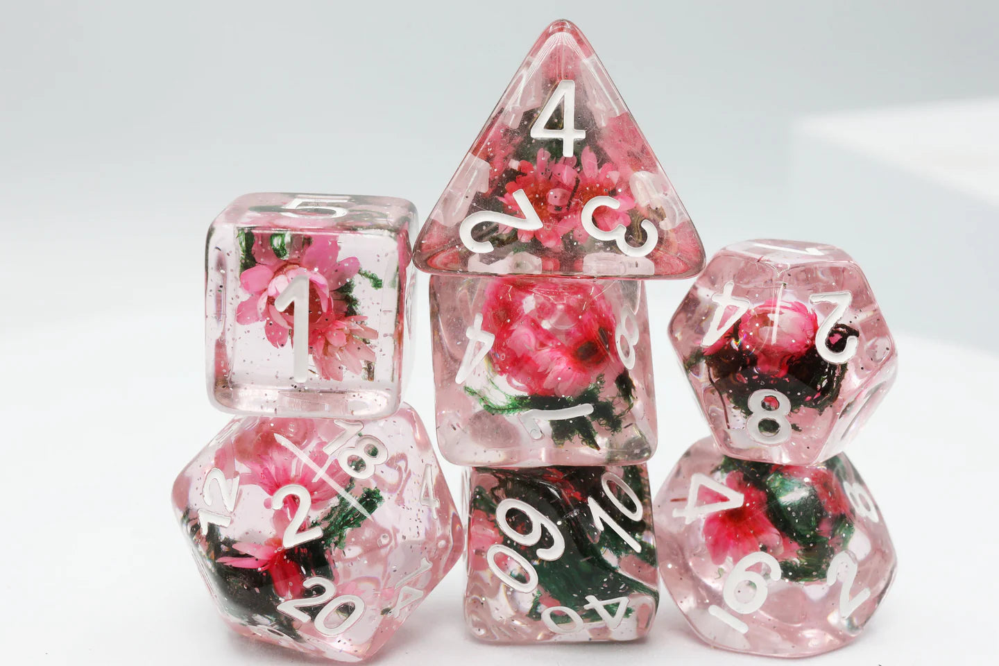 Carnation Love 7pc Dice Set